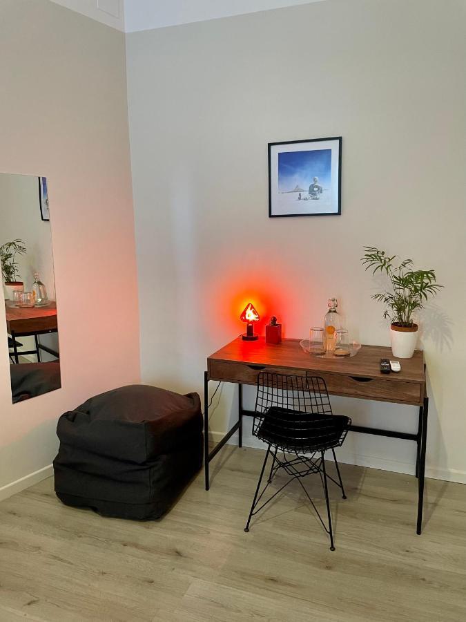 4 Balconi Rooms Paladini B&B E Appartamenti Lecce Exterior foto
