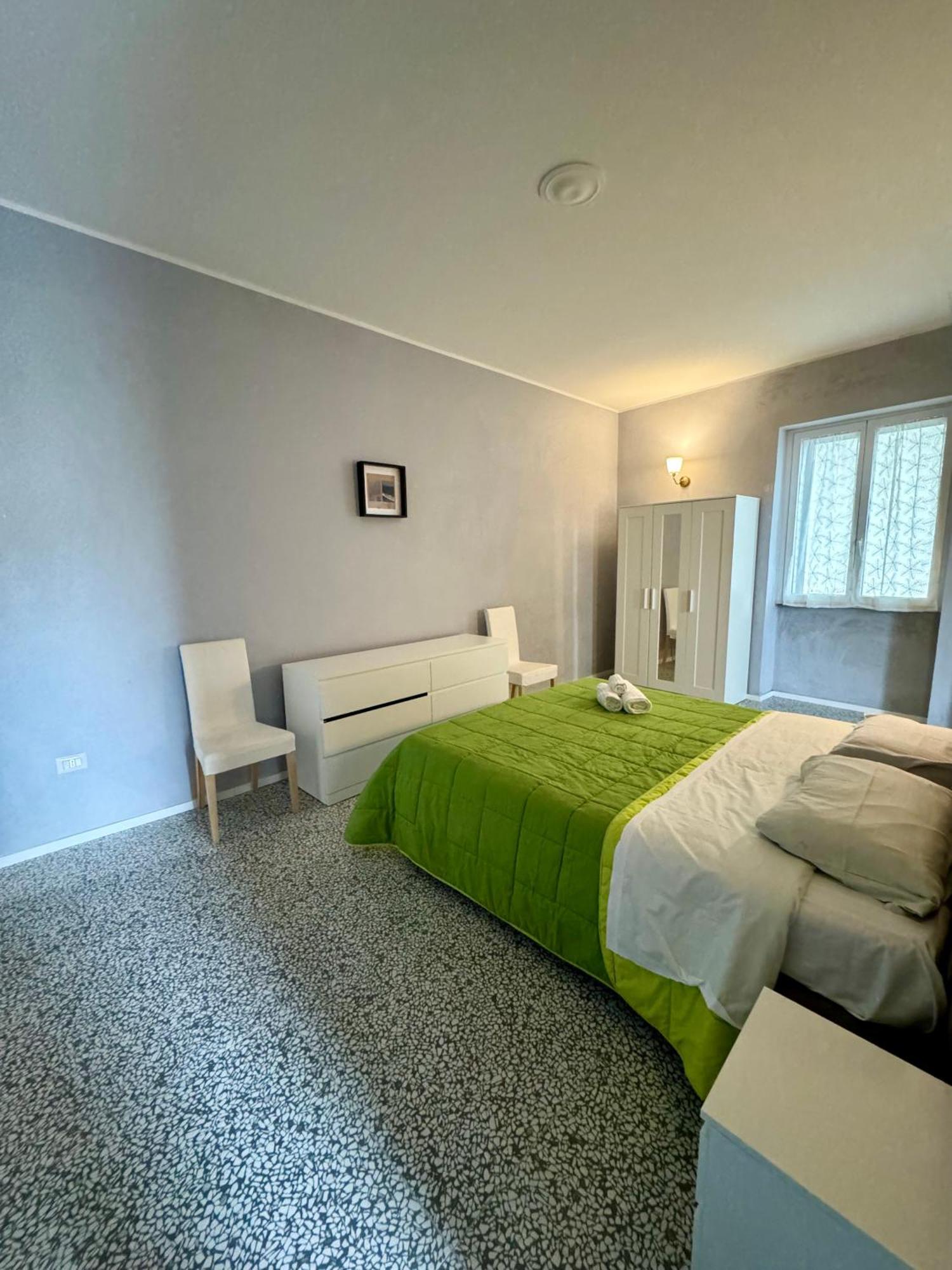 4 Balconi Rooms Paladini B&B E Appartamenti Lecce Exterior foto